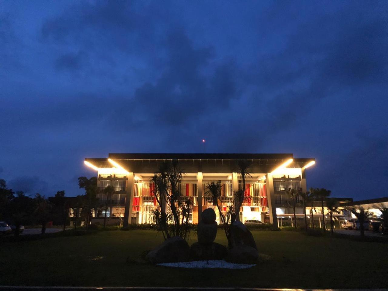 Swiss-Belresort Belitung Tanjungbinga ภายนอก รูปภาพ