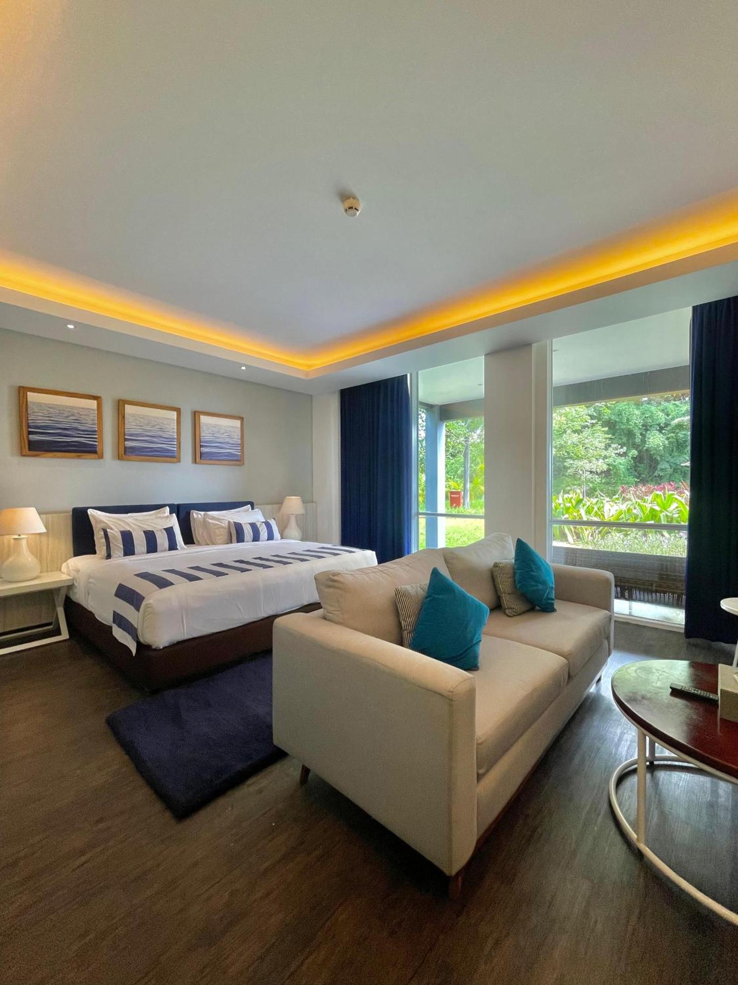 Swiss-Belresort Belitung Tanjungbinga ภายนอก รูปภาพ